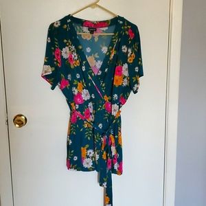 Womans plus torrid blouse